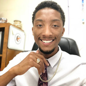 Meet your Posher, Shawn